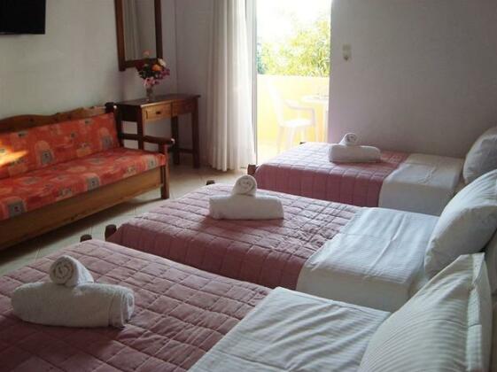 Athina Rethymno - Photo5