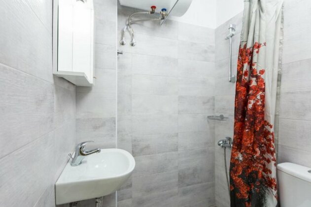 Fresh & Bright Downtown Apartment - Photo3