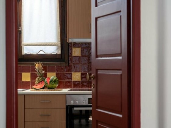 Leonidas Domus - Photo3