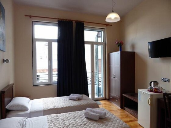 Rent Rooms The Seafront - Photo2