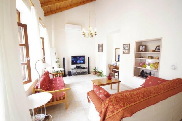 Rethymno Self Catering City Centre Holiday Home - Photo3