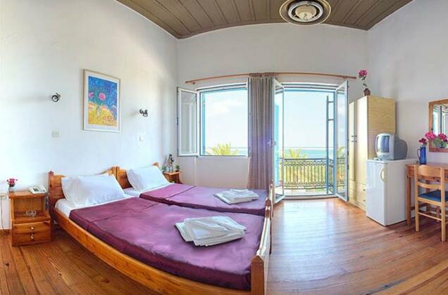 Sea Front Studios Old Town - Photo2