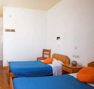 Alexander Studios & Suites - Photo4