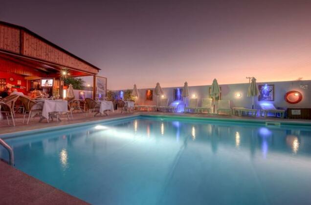 Alia Hotel & Suites - Photo2