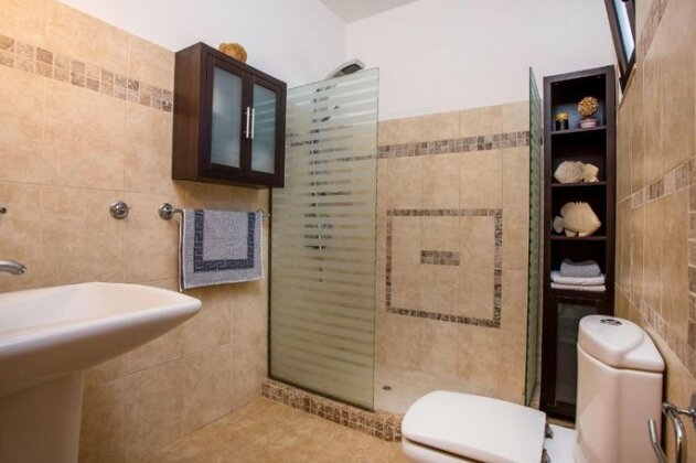 Alnika Villa - Photo4
