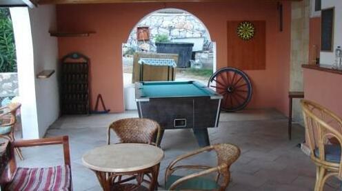 Apostolis Hotel Apartments - Photo4