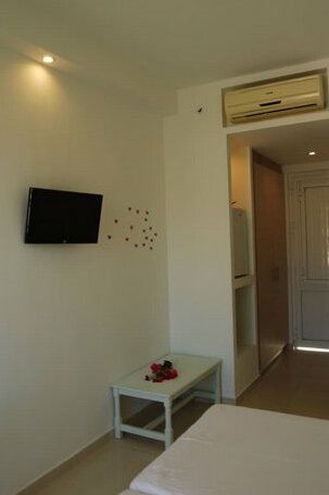 Artemis Studios Rhodes - Photo3