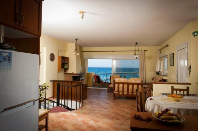 Beach Villa Kalavarda - Photo5