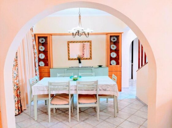 Dalia Village House with Large Garden - Photo2