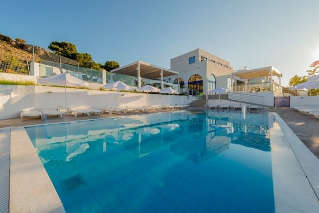Eagles Nest Rhodes - Photo2