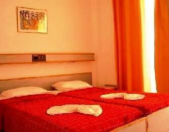 Ekaterini Hotel - Photo2