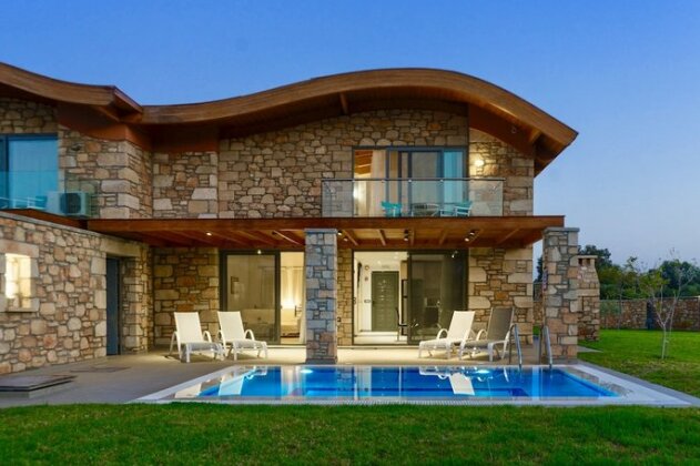 Estrella Villas - Photo2