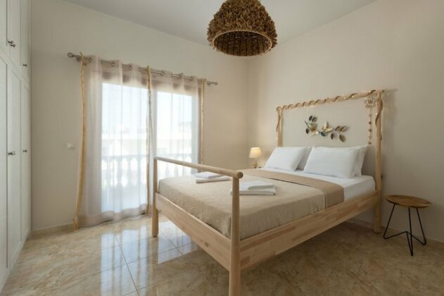 Evelyn Villa - Photo4