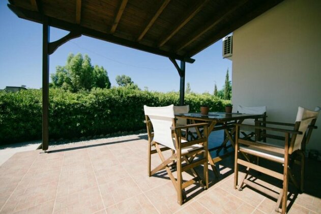 Evi's Sea View Villa - Photo5