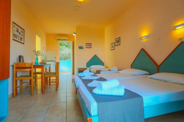 Filoxenia Apartments & Studios - Photo3