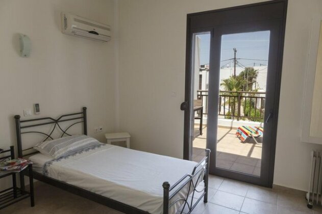 Gennadi Court - Photo4