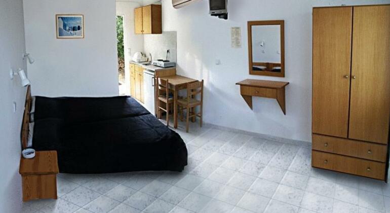 George Studios Pefkos - Photo2