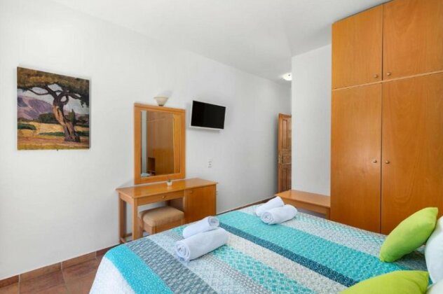 George's Villas - Photo5