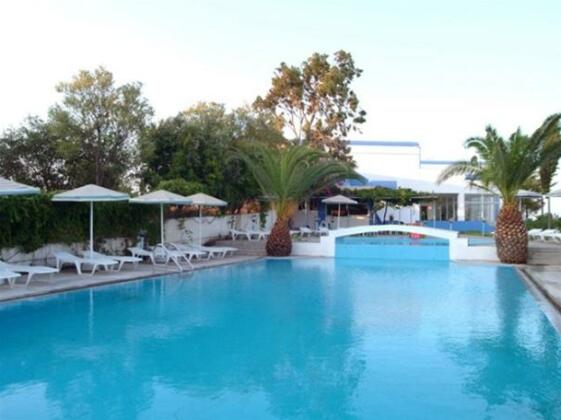 Golden Sunrise Hotel - Photo2
