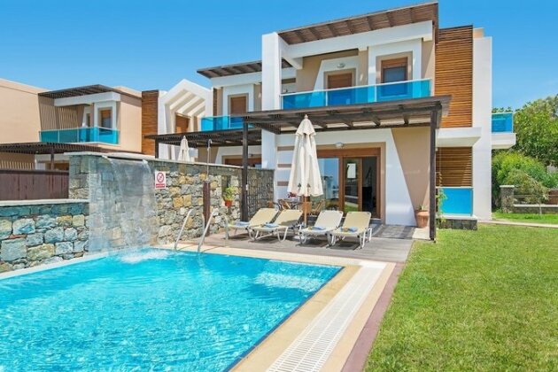 Horizon Line Villas