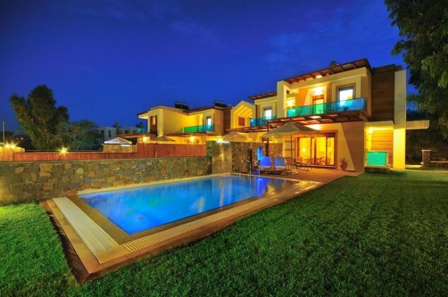 Horizon Line Villas - Photo2