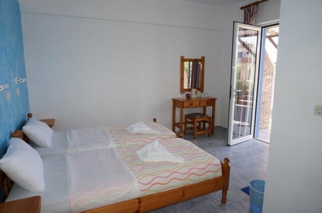 Kedros Rooms - Photo3
