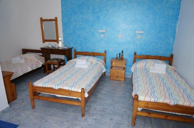 Kedros Rooms - Photo4