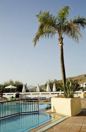 Lambis Studios & Apartments - Photo3