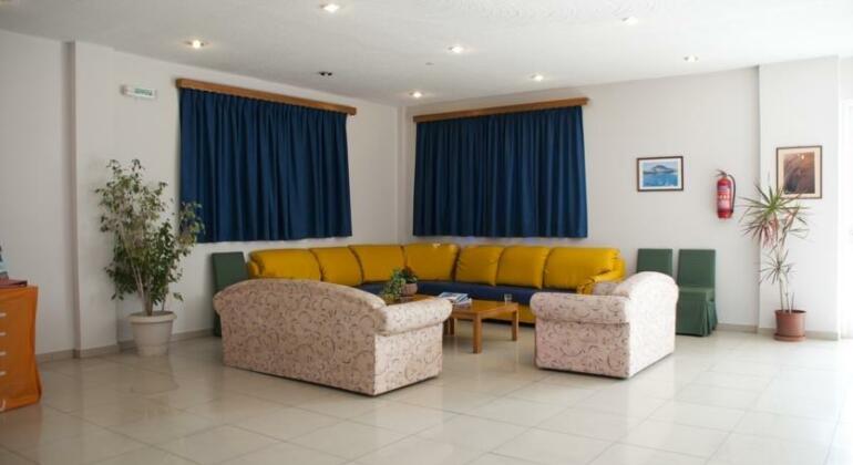 Lardos Bay - Photo5