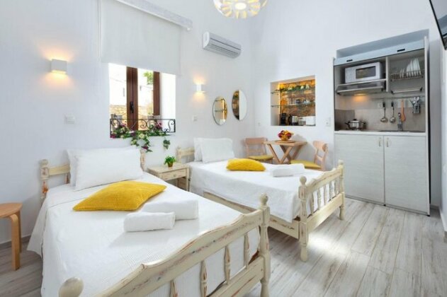 Lindos Citrin Studios - Photo2