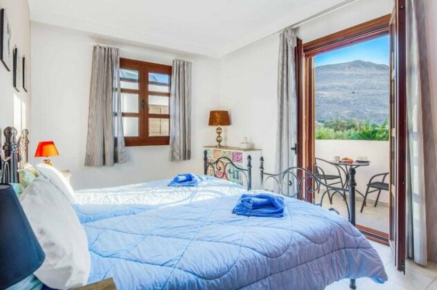 Lindos Sapphire - Photo2