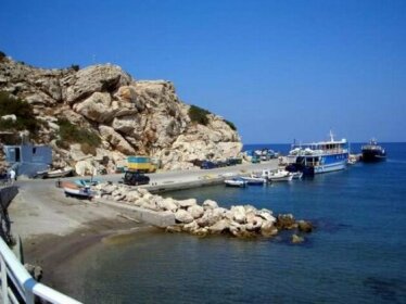 Makedonia Rooms at Harbour of Kamiros Skala