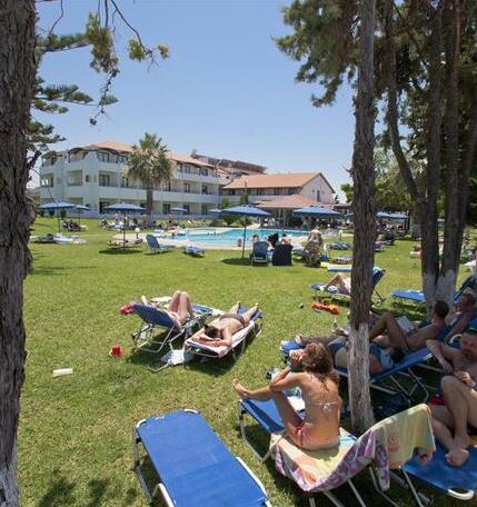 Matoula Beach - Photo5