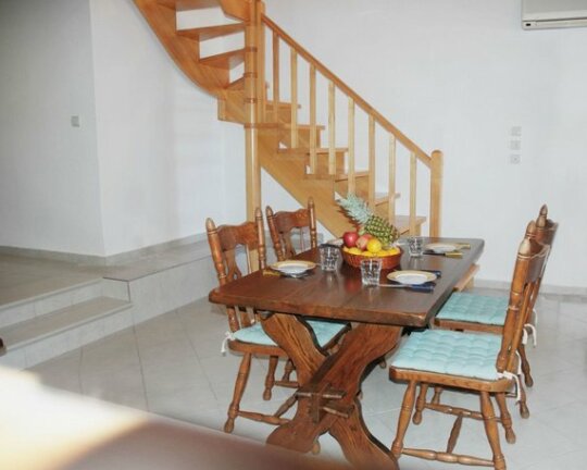Pefki Beach Front Villa - Photo3