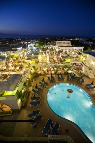 Pefkos Beach Hotel