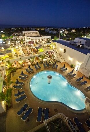Pefkos Beach Hotel - Photo2