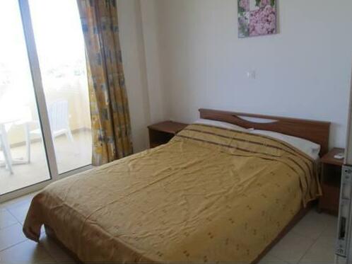 Peros Studios & Apartments - Photo3