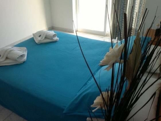 Pyrgos Hotel Apartments - Photo5