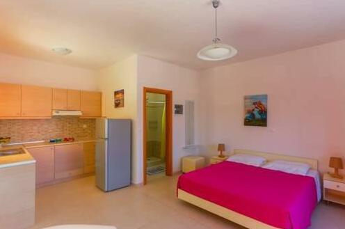 Replay Apartments - Photo4