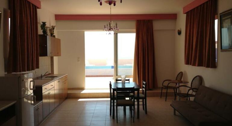 Saint Konstantin Hotel - Photo5