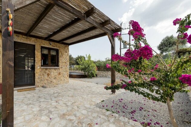 Salakos Villas - Photo4