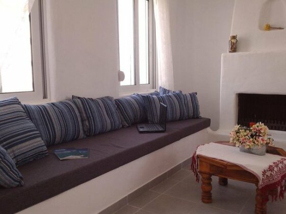Sea Breeze Rhodes - Photo4