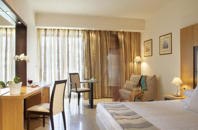 SENTIDO Lindos Bay - Photo4