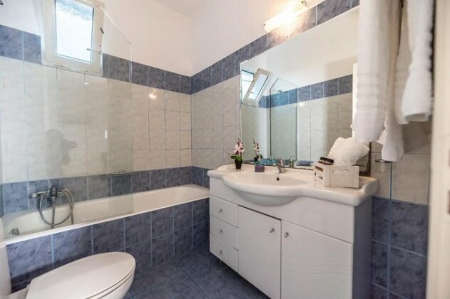 Stegna Bay Apartment - Photo3
