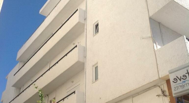 Steve Apartments - Photo2