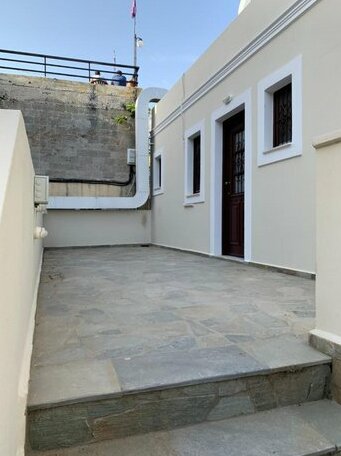 Stylish new studio in Old Town Rhodes - Photo3