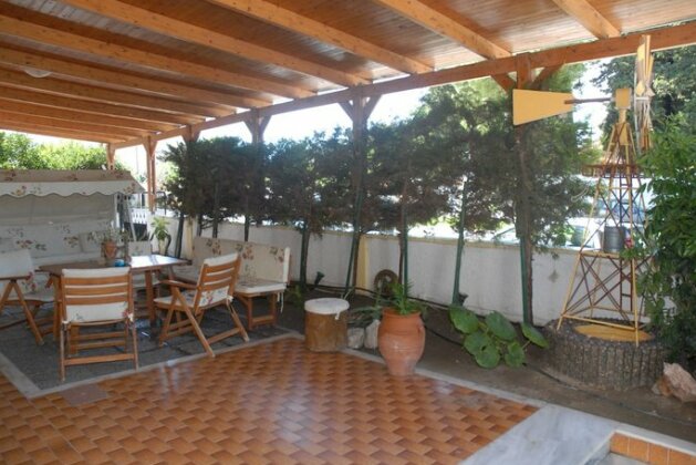 Takis Hotel Apartments - Photo3