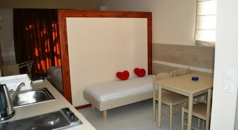 Triantafyllas Apartments - Photo5