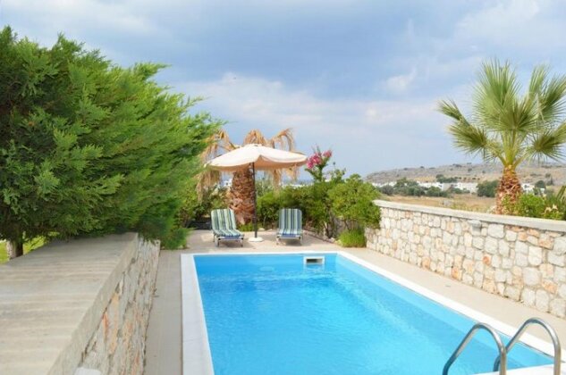 Villa with private pool just 3 minutes from the beach