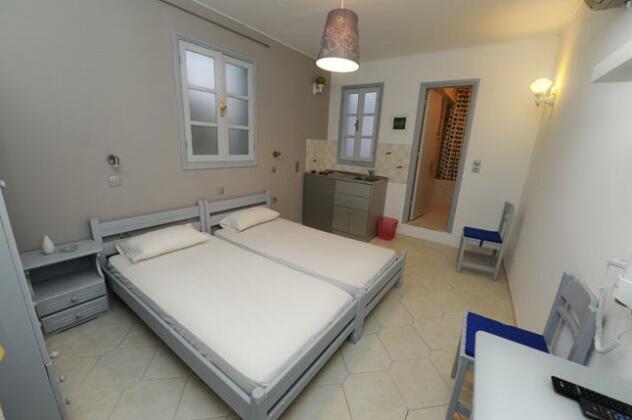 Xenones Lindos - Photo5